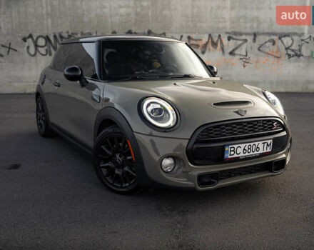 Сірий Міні Cooper, об'ємом двигуна 2 л та пробігом 118 тис. км за 16500 $, фото 1 на Automoto.ua