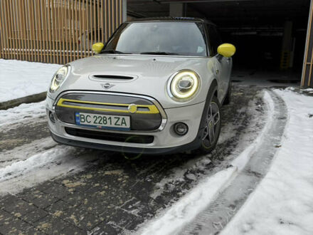 Серый Мини Купер, объемом двигателя 0 л и пробегом 85 тыс. км за 16500 $, фото 1 на Automoto.ua