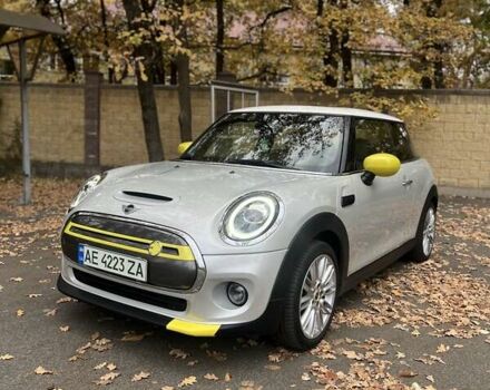Міні Cooper 2020 у Новомосковске на Automoto.ua Сірий Міні Cooper, об'ємом двигуна 0 л та пробігом 37 тис. км за 16500 $, фото 1 на Automoto.ua