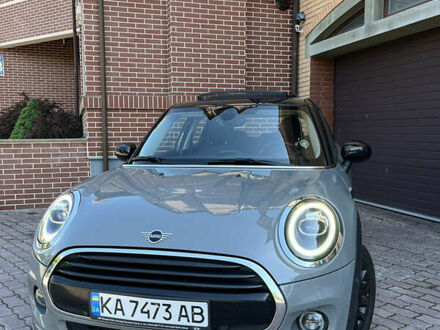 Сірий Міні Cooper, об'ємом двигуна 1.5 л та пробігом 83 тис. км за 23000 $, фото 1 на Automoto.ua