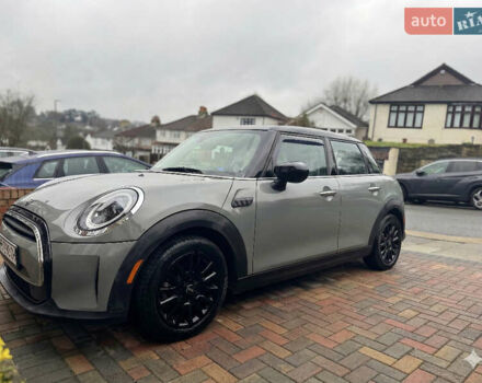 Серый Мини Купер, объемом двигателя 1.5 л и пробегом 10 тыс. км за 14700 $, фото 1 на Automoto.ua