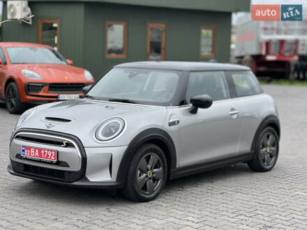 Мини Купер 2023 в Виннице на Automoto.ua Серый Мини Купер, объемом двигателя 0 л и пробегом 7 тыс. км за 21000 $, фото 1 на Automoto.ua
