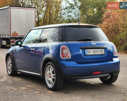 Синій Міні Cooper, об'ємом двигуна 1.4 л та пробігом 125 тис. км за 6999 $, фото 4 на Automoto.ua