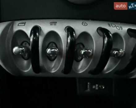 Синий Мини Купер, объемом двигателя 1.6 л и пробегом 212 тыс. км за 8700 $, фото 15 на Automoto.ua