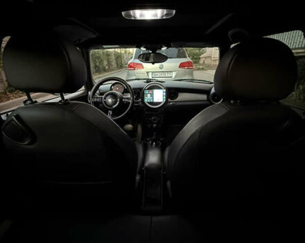 Синій Міні Cooper, об'ємом двигуна 1.6 л та пробігом 180 тис. км за 8888 $, фото 10 на Automoto.ua