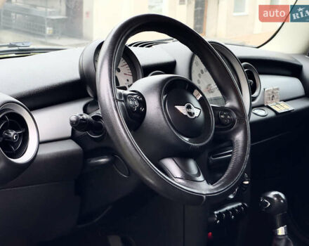 Синій Міні Cooper, об'ємом двигуна 1.6 л та пробігом 231 тис. км за 7300 $, фото 73 на Automoto.ua