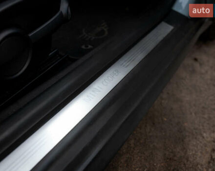 Синий Мини Купер, объемом двигателя 1.6 л и пробегом 134 тыс. км за 10800 $, фото 13 на Automoto.ua