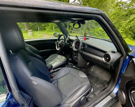 Синій Міні Cooper, об'ємом двигуна 1.6 л та пробігом 130 тис. км за 9250 $, фото 8 на Automoto.ua