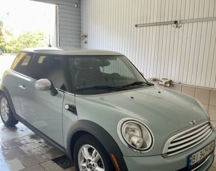 Мини Купер 2013 в Пирятине на Automoto.ua Синий Мини Купер, объемом двигателя 1.6 л и пробегом 85 тыс. км за 6999 $, фото 3 на Automoto.ua