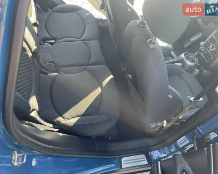 Синий Мини Купер, объемом двигателя 1.6 л и пробегом 140 тыс. км за 11999 $, фото 16 на Automoto.ua