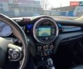 Синий Мини Купер, объемом двигателя 1.5 л и пробегом 143 тыс. км за 13000 $, фото 5 на Automoto.ua