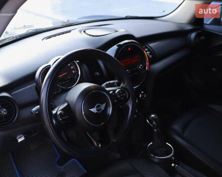 Синий Мини Купер, объемом двигателя 1.5 л и пробегом 128 тыс. км за 11555 $, фото 10 на Automoto.ua