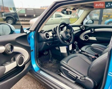 Синий Мини Купер, объемом двигателя 1.5 л и пробегом 50 тыс. км за 13600 $, фото 14 на Automoto.ua