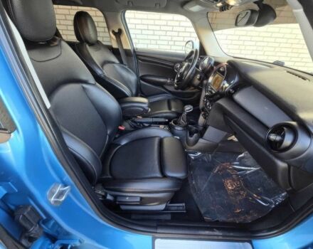 Синій Міні Cooper, об'ємом двигуна 1.5 л та пробігом 75 тис. км за 5300 $, фото 7 на Automoto.ua