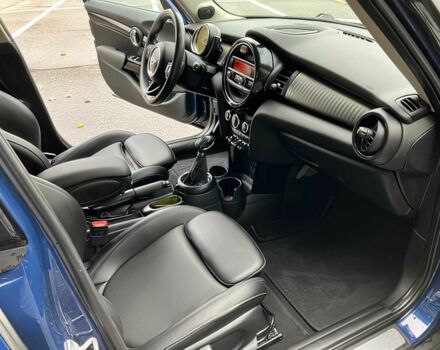 Синій Міні Cooper, об'ємом двигуна 2 л та пробігом 70 тис. км за 7200 $, фото 11 на Automoto.ua