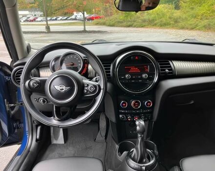 Синій Міні Cooper, об'ємом двигуна 2 л та пробігом 70 тис. км за 7200 $, фото 9 на Automoto.ua