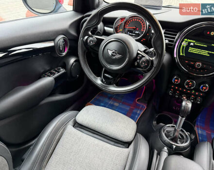 Синій Міні Cooper, об'ємом двигуна 2 л та пробігом 75 тис. км за 19900 $, фото 58 на Automoto.ua