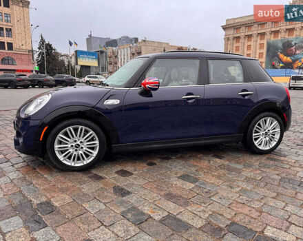 Синий Мини Купер, объемом двигателя 2 л и пробегом 42 тыс. км за 16900 $, фото 2 на Automoto.ua