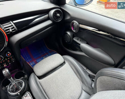 Синій Міні Cooper, об'ємом двигуна 2 л та пробігом 75 тис. км за 19900 $, фото 49 на Automoto.ua