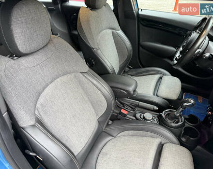 Синій Міні Cooper, об'ємом двигуна 2 л та пробігом 75 тис. км за 19900 $, фото 63 на Automoto.ua