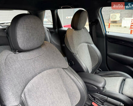 Синій Міні Cooper, об'ємом двигуна 2 л та пробігом 75 тис. км за 19900 $, фото 62 на Automoto.ua
