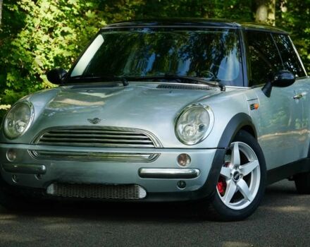 Синий Мини Купер, объемом двигателя 1.6 л и пробегом 202 тыс. км за 4200 $, фото 1 на Automoto.ua