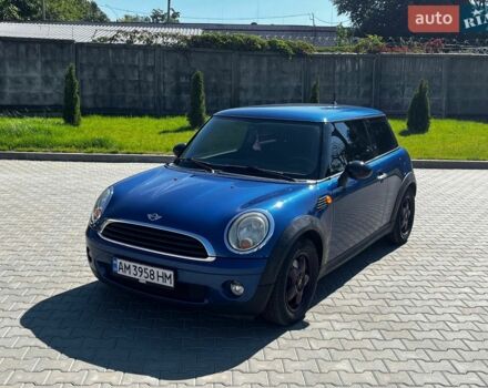 Синій Міні Cooper, об'ємом двигуна 1.4 л та пробігом 195 тис. км за 4300 $, фото 1 на Automoto.ua