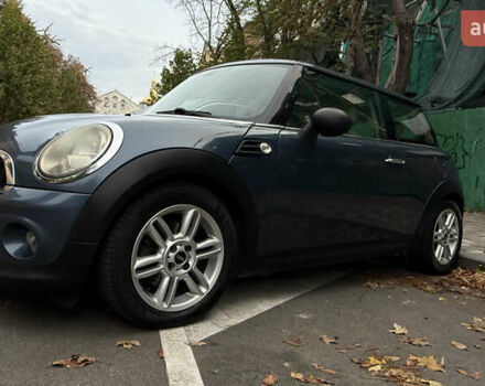 Синий Мини Купер, объемом двигателя 1.6 л и пробегом 209 тыс. км за 7500 $, фото 1 на Automoto.ua