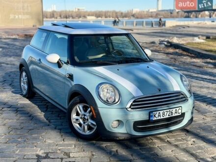Синий Мини Купер, объемом двигателя 1.6 л и пробегом 142 тыс. км за 6400 $, фото 1 на Automoto.ua