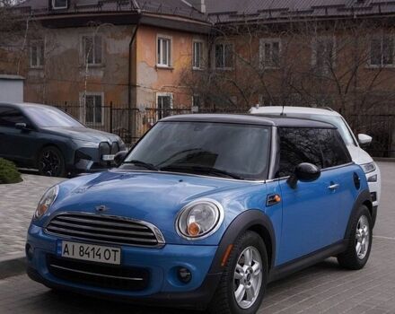 Синий Мини Купер, объемом двигателя 1.6 л и пробегом 104 тыс. км за 8500 $, фото 1 на Automoto.ua