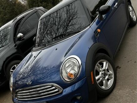 Синий Мини Купер, объемом двигателя 1.6 л и пробегом 113 тыс. км за 8600 $, фото 1 на Automoto.ua