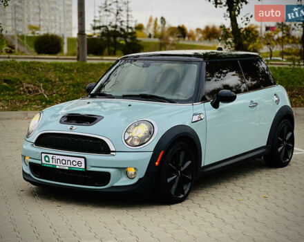 Синий Мини Купер, объемом двигателя 1.6 л и пробегом 158 тыс. км за 9500 $, фото 1 на Automoto.ua