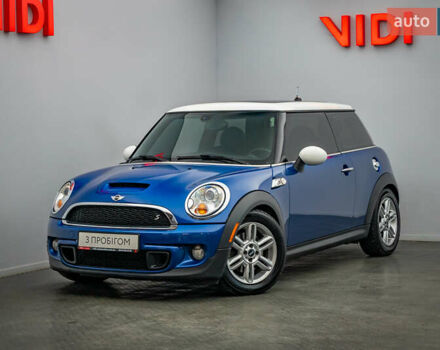 Синий Мини Купер, объемом двигателя 1.6 л и пробегом 105 тыс. км за 9162 $, фото 1 на Automoto.ua