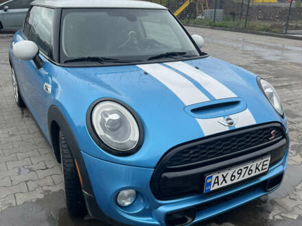 Мини Купер 2014 в Киеве на Automoto.ua Синий Мини Купер, объемом двигателя 2 л и пробегом 132 тыс. км за 13200 $, фото 1 на Automoto.ua
