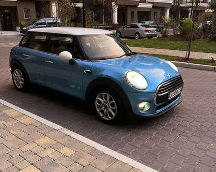 Синій Міні Cooper, об'ємом двигуна 1.5 л та пробігом 125 тис. км за 12000 $, фото 1 на Automoto.ua