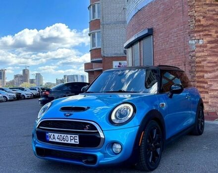 Синій Міні Cooper, об'ємом двигуна 2 л та пробігом 130 тис. км за 14000 $, фото 1 на Automoto.ua
