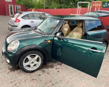 Зеленый Мини Купер, объемом двигателя 1.6 л и пробегом 229 тыс. км за 4500 $, фото 8 на Automoto.ua