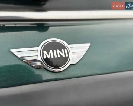 Зелений Міні Cooper, об'ємом двигуна 1.4 л та пробігом 195 тис. км за 6990 $, фото 8 на Automoto.ua
