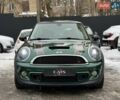 Зеленый Мини Купер, объемом двигателя 1.6 л и пробегом 201 тыс. км за 9200 $, фото 5 на Automoto.ua