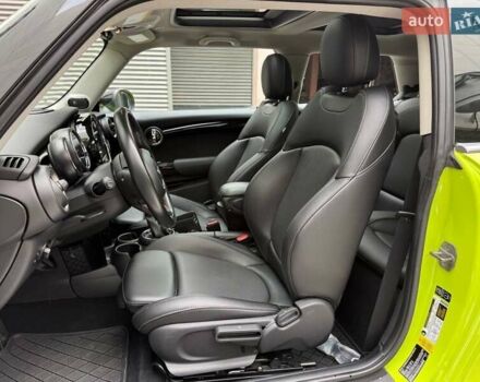 Зелений Міні Cooper, об'ємом двигуна 2 л та пробігом 90 тис. км за 13990 $, фото 6 на Automoto.ua