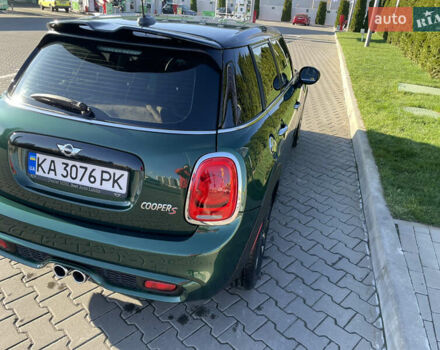 Зеленый Мини Купер, объемом двигателя 2 л и пробегом 100 тыс. км за 16000 $, фото 5 на Automoto.ua