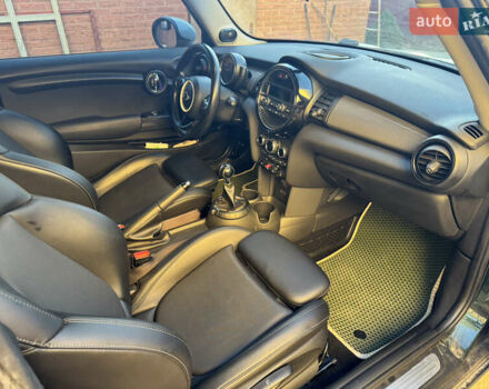 Зеленый Мини Купер, объемом двигателя 1.5 л и пробегом 100 тыс. км за 10490 $, фото 13 на Automoto.ua