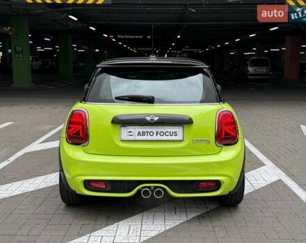 Зелений Міні Cooper, об'ємом двигуна 2 л та пробігом 90 тис. км за 13990 $, фото 4 на Automoto.ua