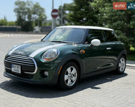 Зелений Міні Cooper, об'ємом двигуна 1.5 л та пробігом 120 тис. км за 9990 $, фото 6 на Automoto.ua