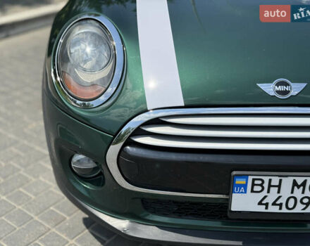 Зелений Міні Cooper, об'ємом двигуна 1.5 л та пробігом 120 тис. км за 9990 $, фото 3 на Automoto.ua
