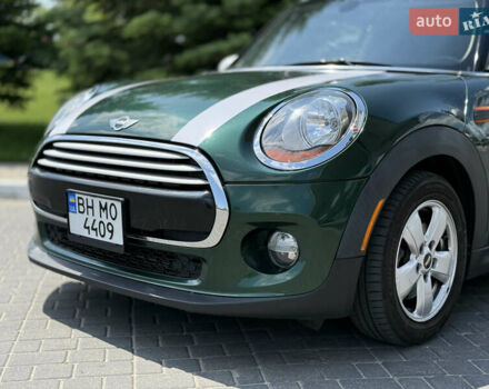 Зелений Міні Cooper, об'ємом двигуна 1.5 л та пробігом 120 тис. км за 9990 $, фото 1 на Automoto.ua