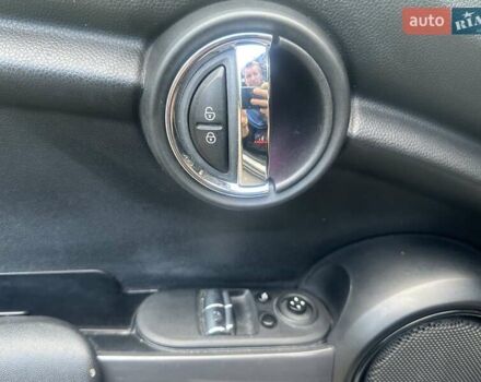 Зеленый Мини Купер, объемом двигателя 1.5 л и пробегом 166 тыс. км за 12500 $, фото 44 на Automoto.ua