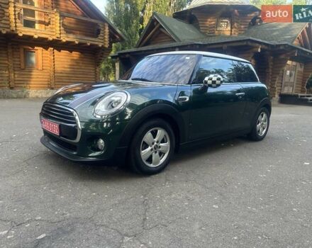 Зеленый Мини Купер, объемом двигателя 1.5 л и пробегом 166 тыс. км за 12500 $, фото 1 на Automoto.ua