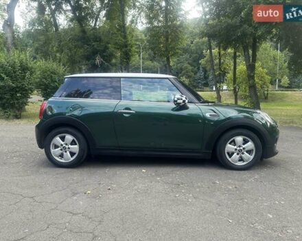 Зеленый Мини Купер, объемом двигателя 1.5 л и пробегом 166 тыс. км за 12500 $, фото 5 на Automoto.ua