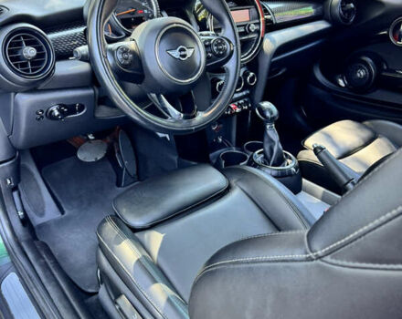 Зелений Міні Cooper, об'ємом двигуна 2 л та пробігом 143 тис. км за 14100 $, фото 15 на Automoto.ua